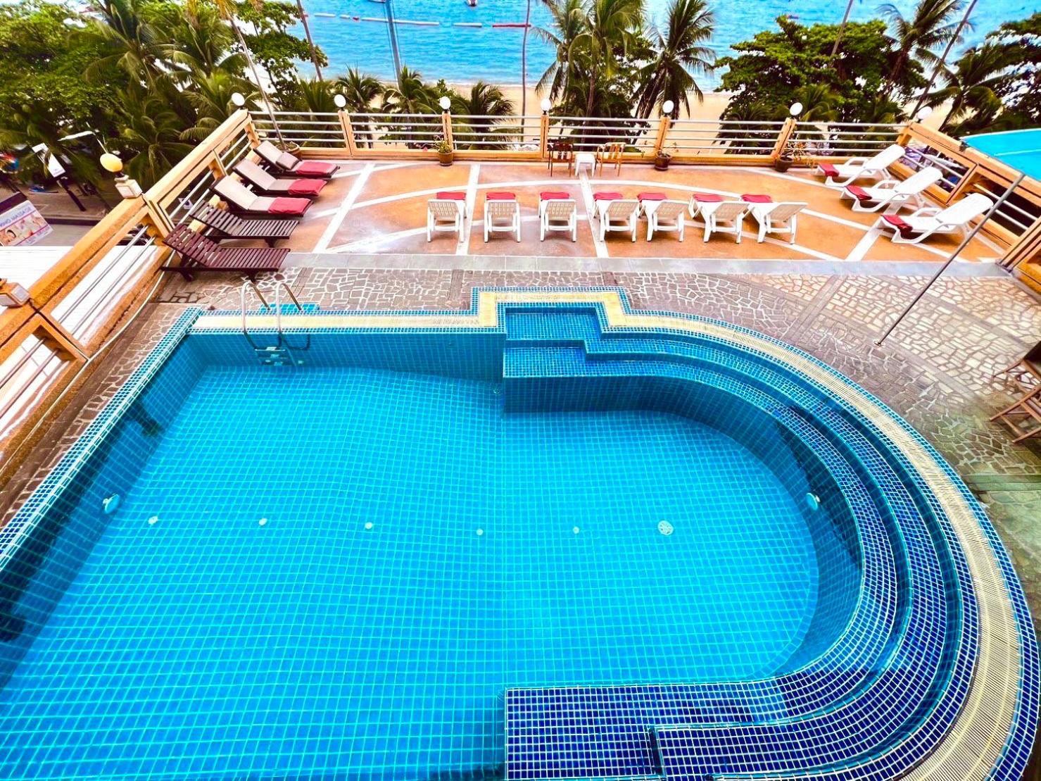 Aa Hotel Pattaya Extérieur photo