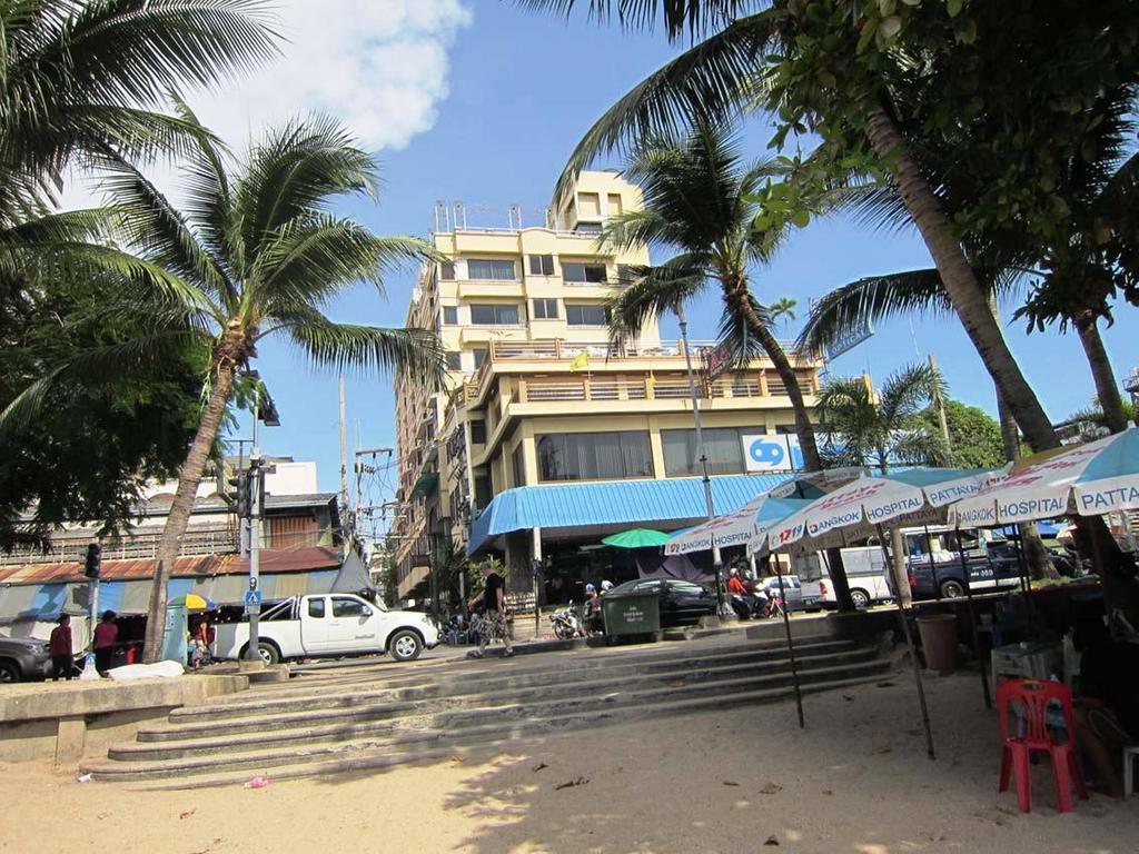 Aa Hotel Pattaya Extérieur photo